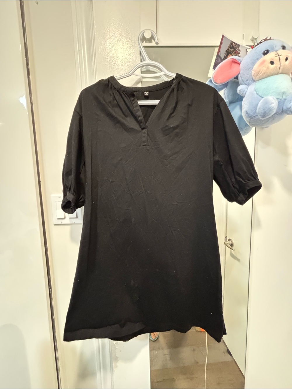 Black Women's V-Neck Tunic dress